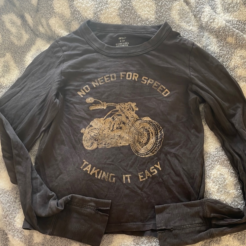 Aerie graphic long sleeve